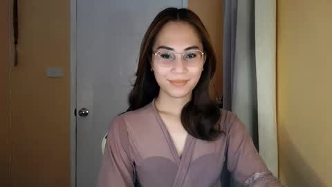 chelly4u69 online show from March 21, 2026, 10:53 am