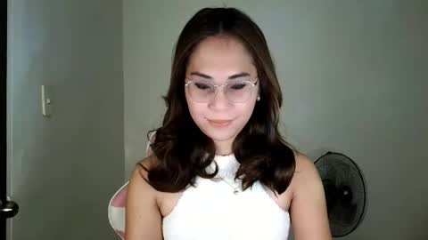 Snapshot of chelly4u69 chatting on June 4, 2026, 2:17 am chelly4u69 online show from June 4, 2026, 2:17 am