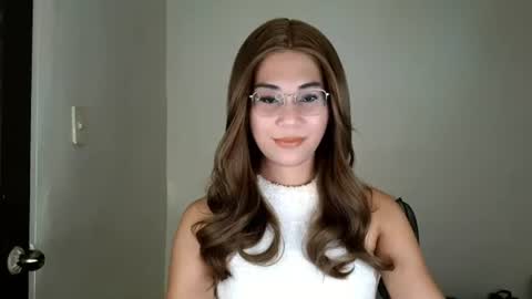Snapshot of chelly4u69 chatting on June 25, 2026, 2:00 am chelly4u69 online show from June 25, 2026, 2:00 am
