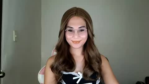 Snapshot of chelly4u69 chatting on June 27, 2026, 2:05 am chelly4u69 online show from June 27, 2026, 2:05 am