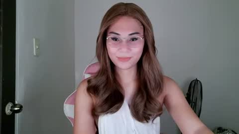 Snapshot of chelly4u69 chatting on July 4, 2026, 12:06 am chelly4u69 online show from July 4, 2026, 12:06 am