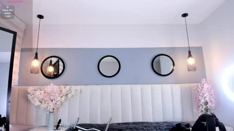 chelsea_bolton_ online show from April 23, 2026, 12:29 pm