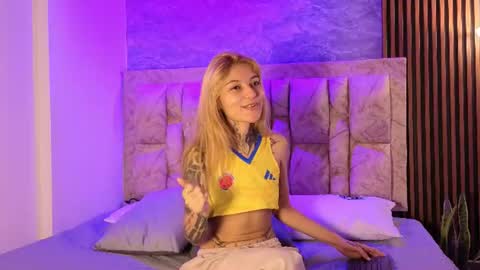 chelsea_dalea online show from June 21, 2026, 8:22 pm