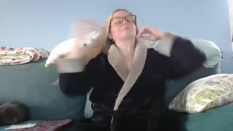 Snapshot of chelseasentra1 chatting on January 7, 2025, 7:59 pm Chelsea online show from January 7, 2025, 7:59 pm