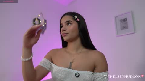 chelsey_hudson online show from March 18, 2026, 1:09 am