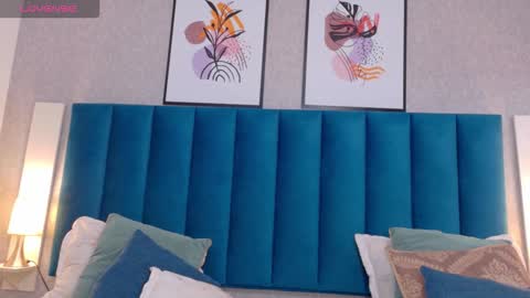   online show from October 23, 2025, 7:23 pm