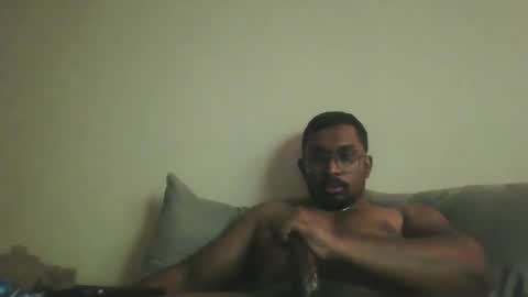 chennaibull1011 online show from April 9, 2026, 11:37 am