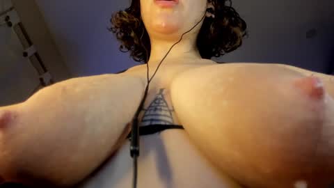 Allyss online show from January 14, 2025, 12:43 am