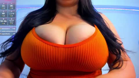 Snapshot of cherry__queen_ chatting on January 5, 2025, 11:22 pm Cherry online show from January 5, 2025, 11:22 pm