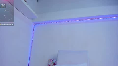 Snapshot of cherry__queen_ chatting on February 20, 2025, 8:14 pm Cherry online show from February 20, 2025, 8:14 pm