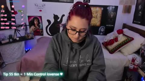 cherry_blushh online show from December 5, 2025, 8:05 pm