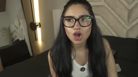 cherry_bunnyx online show from July 28, 2026, 4:41 am