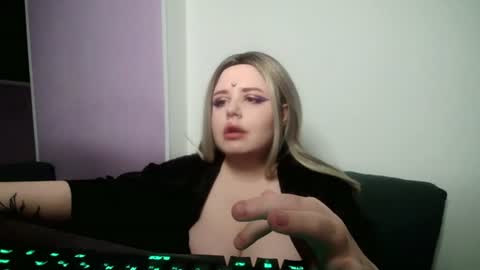 Snapshot of cherry_changa chatting on July 28, 2026, 6:20 pm cherry_changa online show from July 28, 2026, 6:20 pm