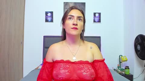 Snapshot of cherry_glam chatting on December 5, 2024, 4:09 am I.G online show from December 5, 2024, 4:09 am