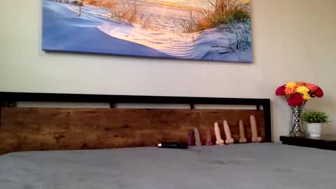 cherry sin online show from April 1, 2026, 12:33 am