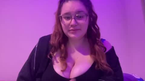 cherry  online show from April 12, 2026, 3:22 am