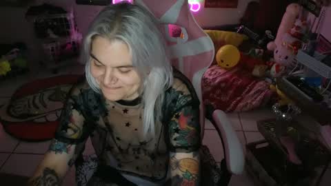 CherryBombBomb online show from January 2, 2025, 5:57 am