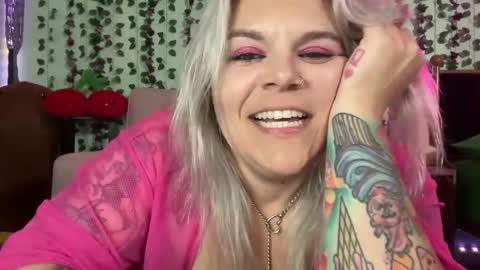 CherryBombBomb online show from May 31, 2026, 6:10 am