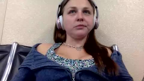 Snapshot of cherrybaby690 chatting on December 15, 2024, 8:36 pm cherrybaby690 online show from December 15, 2024, 8:36 pm