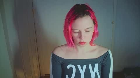 cherrybaby_0 online show from January 12, 2026, 5:12 am