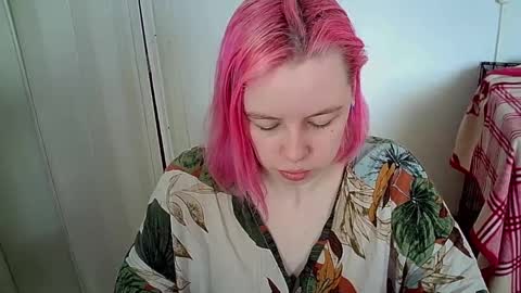 cherrybaby_0 online show from April 5, 2026, 8:55 am