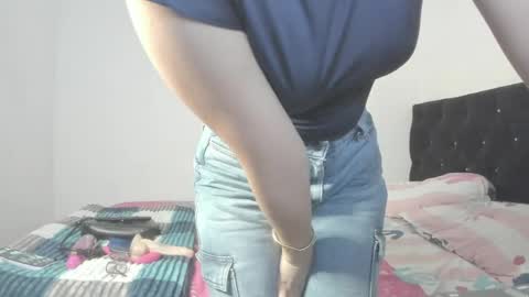 Snapshot of cherryblossom_23 chatting on May 7, 2026, 1:00 am cherryblossom_23 online show from May 7, 2026, 1:00 am
