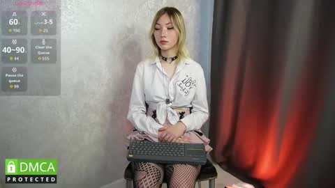 Snapshot of cherryblossomvibe chatting on June 4, 2026, 10:43 am Cherry online show from June 4, 2026, 10:43 am