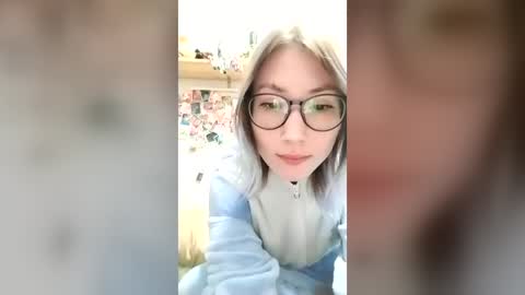 Snapshot of cherryblossomvibe chatting on August 7, 2026, 2:41 pm Cherry online show from August 7, 2026, 2:41 pm