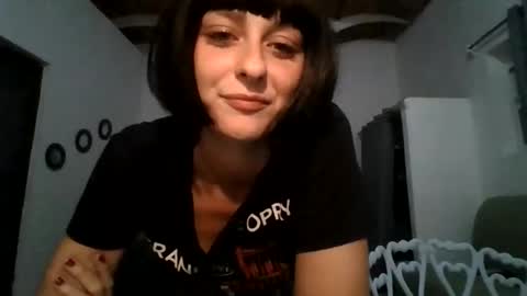 Snapshot of cherryblushxo chatting on October 20, 2025, 12:44 am cherryblushxo online show from October 20, 2025, 12:44 am