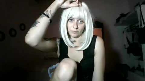 cherryblushxo online show from March 25, 2026, 5:57 am