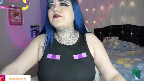  dayis independent model  online show from February 25, 2026, 2:43 am