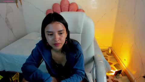 Snapshot of cherrybombs_ chatting on February 20, 2026, 12:49 pm Cherry online show from February 20, 2026, 12:49 pm