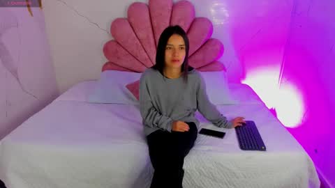 Snapshot of cherrybombs_ chatting on February 26, 2026, 12:15 pm Cherry online show from February 26, 2026, 12:15 pm