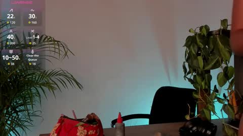 Cherry Lady online show from December 21, 2025, 1:29 pm