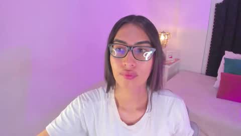 Snapshot of cherrylady2 chatting on October 12, 2025, 12:04 pm Cherry online show from October 12, 2025, 12:04 pm