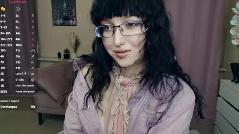 Snapshot of cherrylanding chatting on May 8, 2026, 7:19 pm Isabel online show from May 8, 2026, 7:19 pm