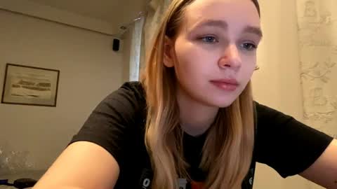 Snapshot of cherryleija chatting on March 2, 2026, 5:41 am Lei online show from March 2, 2026, 5:41 am