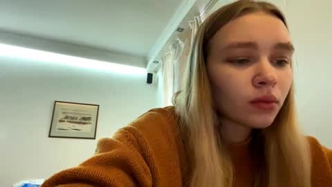 Snapshot of cherryleija chatting on March 4, 2026, 7:25 am Lei online show from March 4, 2026, 7:25 am