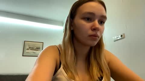 Snapshot of cherryleija chatting on March 17, 2026, 5:55 am Lei online show from March 17, 2026, 5:55 am