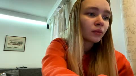 Snapshot of cherryleija chatting on March 26, 2026, 5:35 am Lei online show from March 26, 2026, 5:35 am