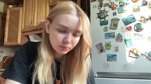 Snapshot of cherryleija chatting on June 2, 2026, 1:18 am Lei online show from June 2, 2026, 1:18 am