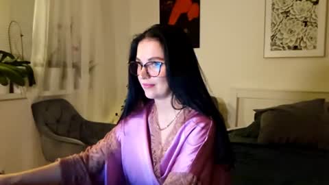 Snapshot of cherryluxe_ chatting on June 10, 2026, 8:41 pm Kira online show from June 10, 2026, 8:41 pm