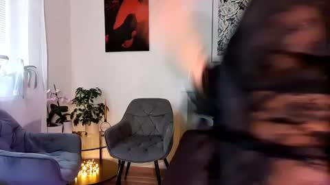 Snapshot of cherryluxe_ chatting on June 28, 2026, 5:41 pm Kira online show from June 28, 2026, 5:41 pm