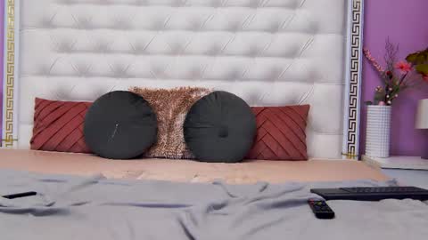 cherrysinn online show from October 8, 2025, 6:05 pm