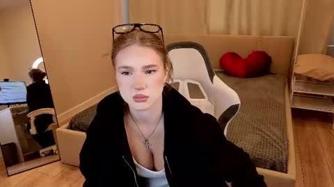 Cherryyy Bliss online show from July 20, 2026, 12:58 am