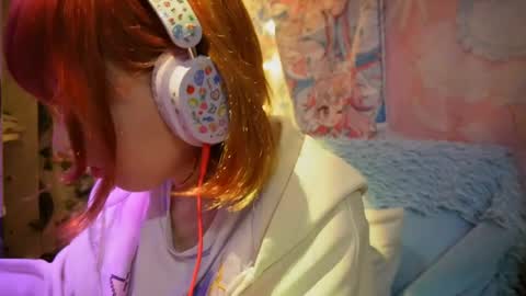 Janett online show from April 18, 2026, 7:07 pm