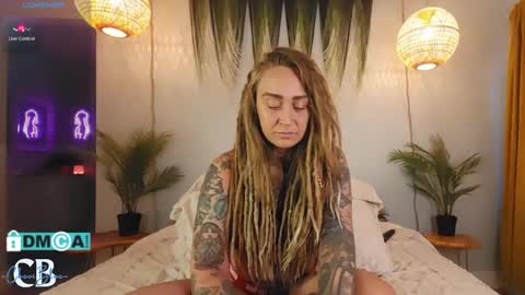 Snapshot of cheviblue chatting on March 3, 2025, 3:20 pm Chevi Blue online show from March 3, 2025, 3:20 pm