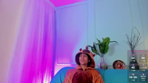 Snapshot of cheys_mast chatting on May 12, 2026, 6:49 pm Cheys online show from May 12, 2026, 6:49 pm