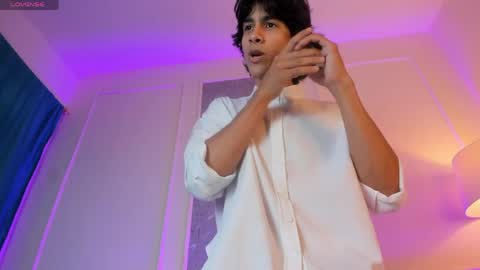 Snapshot of cheys_mast chatting on May 30, 2026, 4:59 pm Cheys online show from May 30, 2026, 4:59 pm