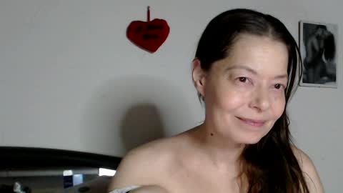 Chiara online show from April 5, 2026, 8:17 pm